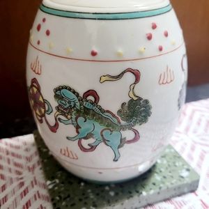 Retro CHINESE Lidded Pot FOO DOGS Fancy Fretwork Style Lid!